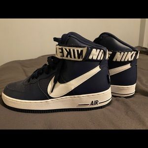 Nike Men's Air Force 1 High '07 College